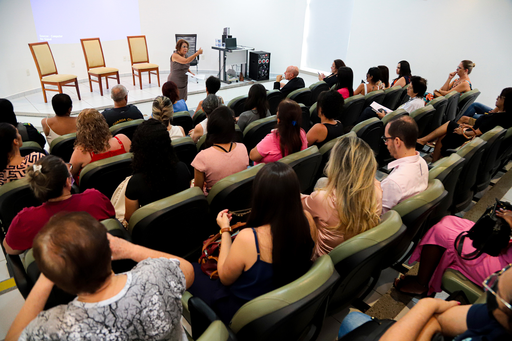 ​Santa Bárbara realiza 5ª Conferência Municipal de Políticas para as Mulheres nesta quarta-feira (22)